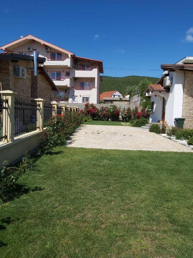 סטאר דויירן Apartments And Villas Janev מראה חיצוני תמונה