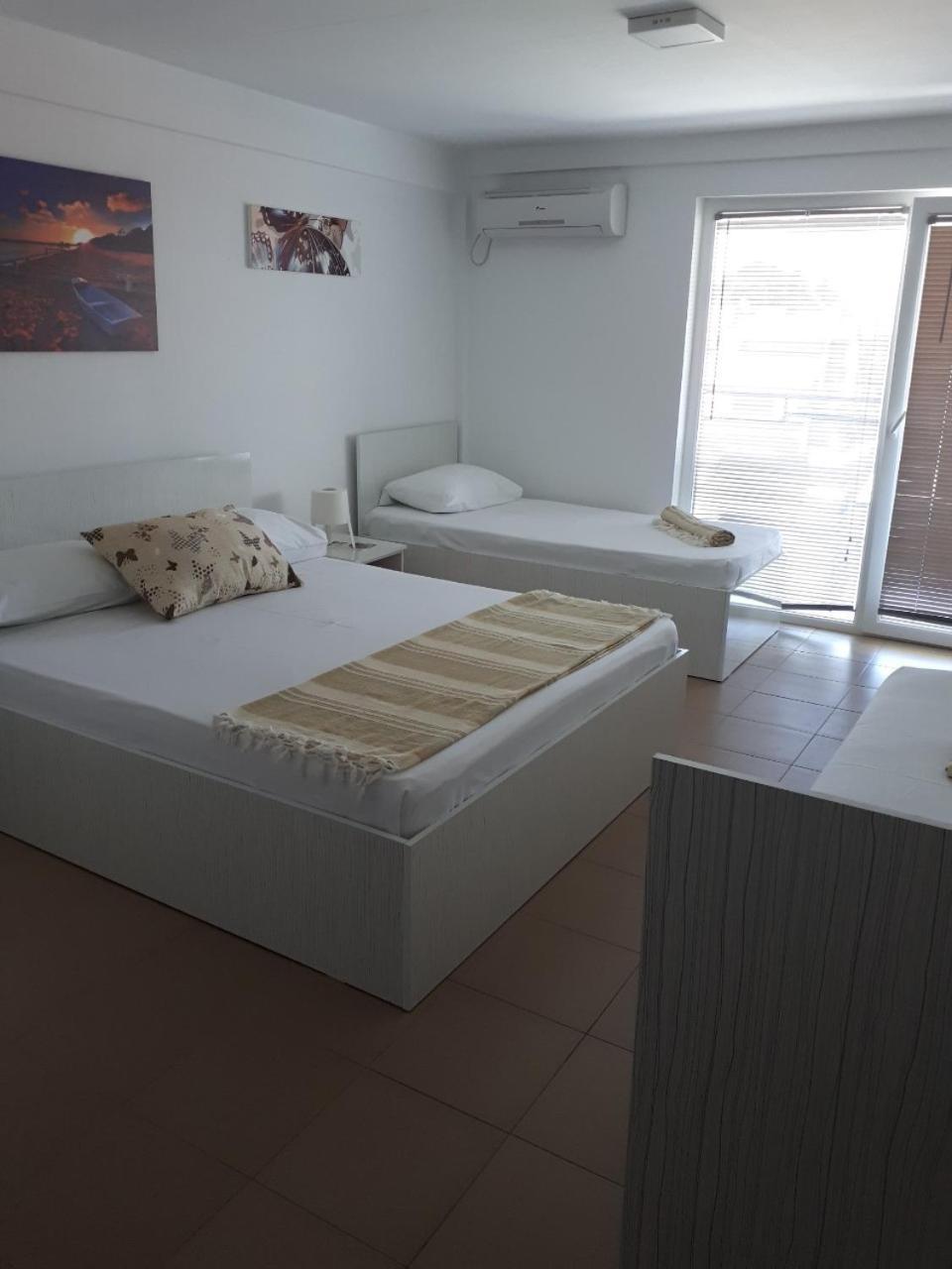 סטאר דויירן Apartments And Villas Janev מראה חיצוני תמונה