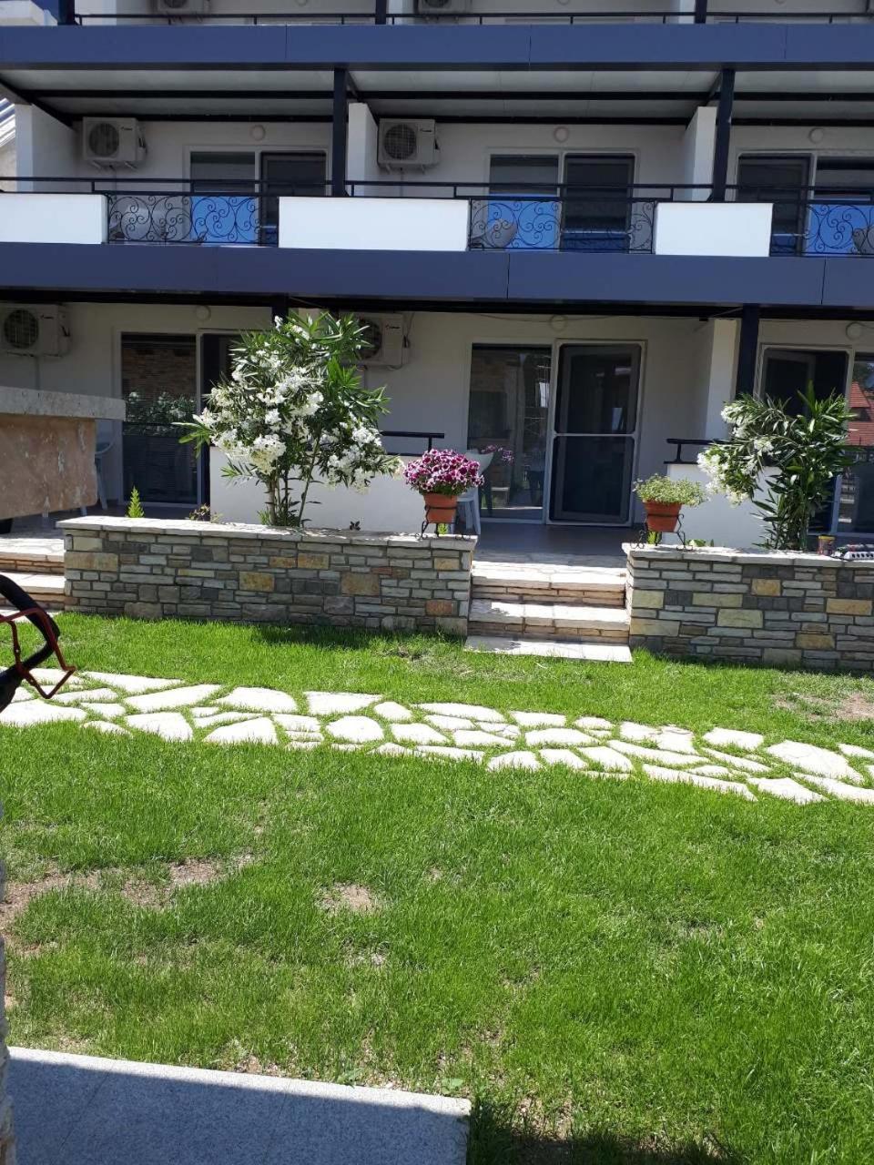 סטאר דויירן Apartments And Villas Janev מראה חיצוני תמונה