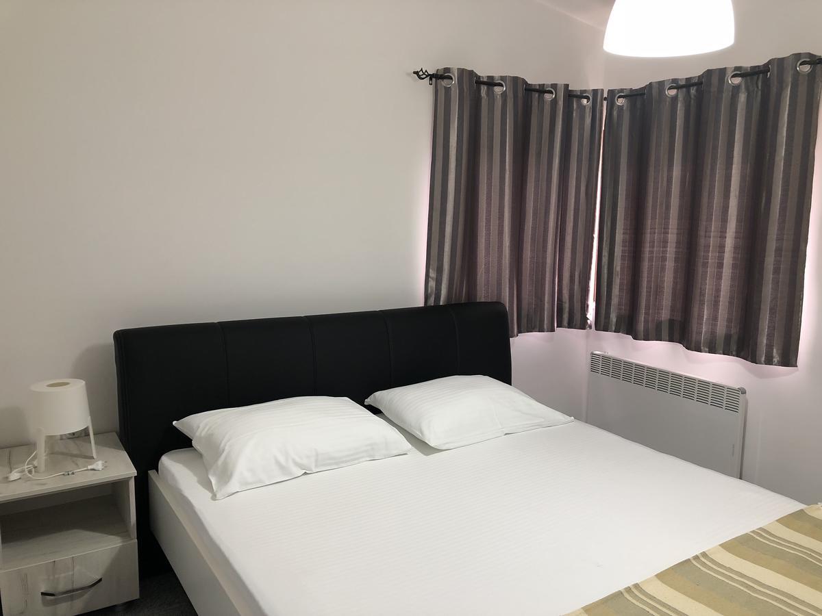 סטאר דויירן Apartments And Villas Janev מראה חיצוני תמונה