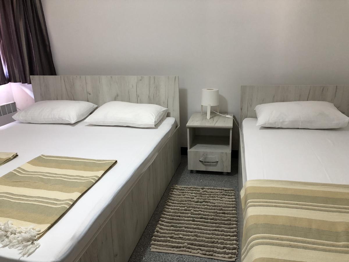 סטאר דויירן Apartments And Villas Janev מראה חיצוני תמונה