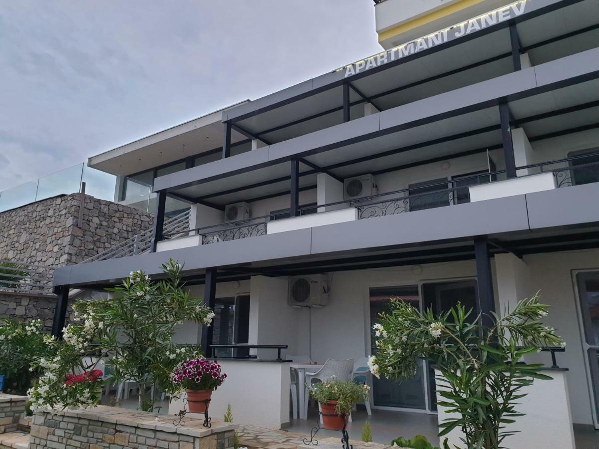 סטאר דויירן Apartments And Villas Janev מראה חיצוני תמונה